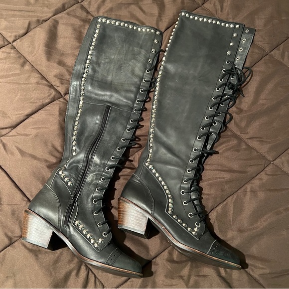 FP x Jeffrey Campbell Joe Boots - Picture 2 of 5